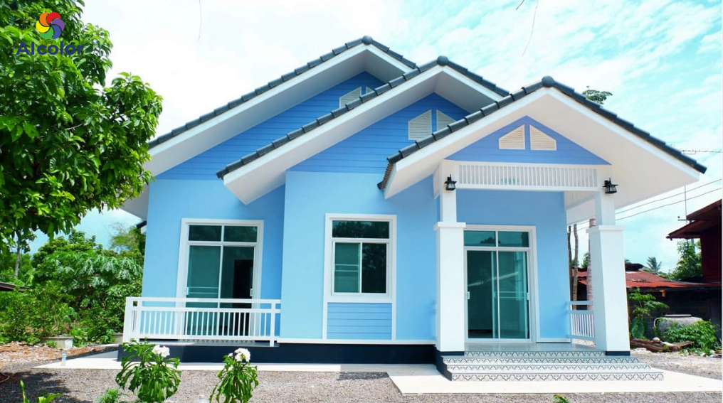 Nh&agrave; cấp 4 sơn m&agrave;u tường ngo&agrave;i xanh dương v&agrave; trắng